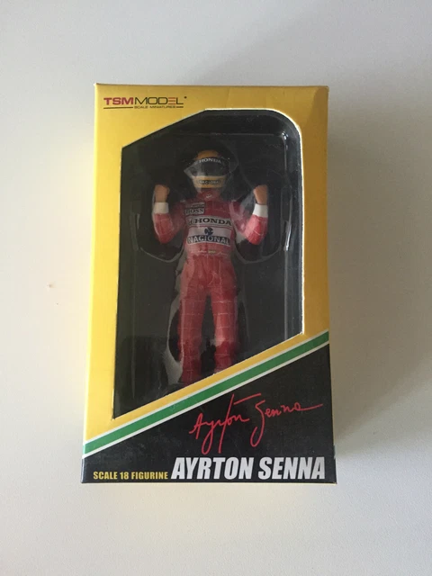Figurine Ayrton Senna – Tenue John Player Special Noire – Échelle 1:43 – Résine
