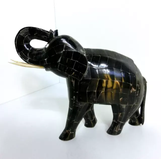 Elefant Figur geschnitzt mit Mosaik aus Büffelhorn poliert Indien selten
