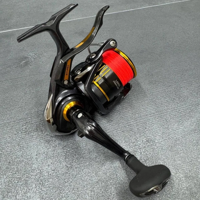DAIWA 23 LAXUS 2500XH-LBD 00066412 Spinning reel *Used
