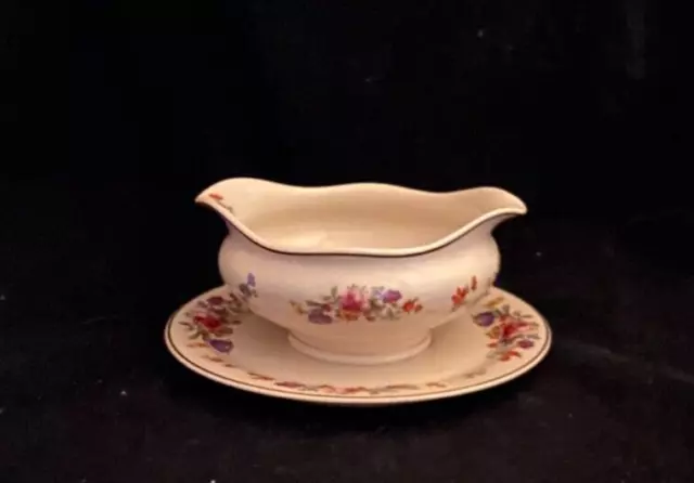 Syracuse Old Ivory Sharon Gravy Boat w/ attached underplate USA HTF