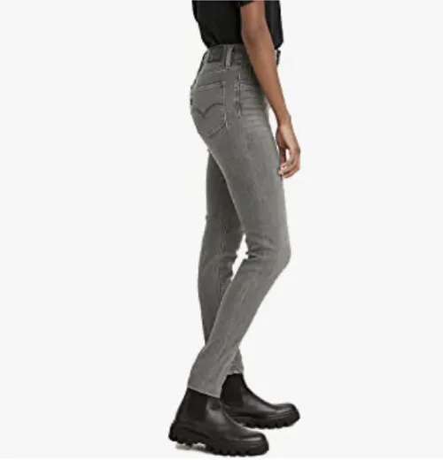Levi's Premium Premium 721 High-Rise Skinny True Grit W32 L30. new without tags. 2