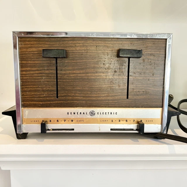 GE VINTAGE GENERAL Electric 4 Slice Toaster Wood Grain Chrome Tested