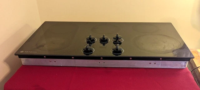 GE Profile 36"  Cooktop Stainless Electric  Model # JP960BOA2BB: Used Tested