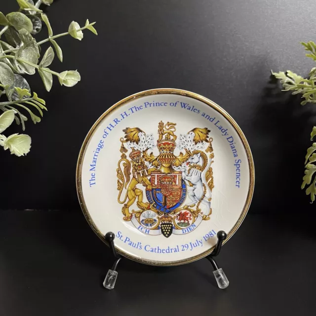 WOOD & SONS Royal Marriage Souvenir of Prince Charles & Lady Diana Spencer Dish