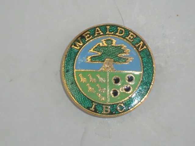 Wealdon Indoor Bowls Bowling Club Enamel Badge