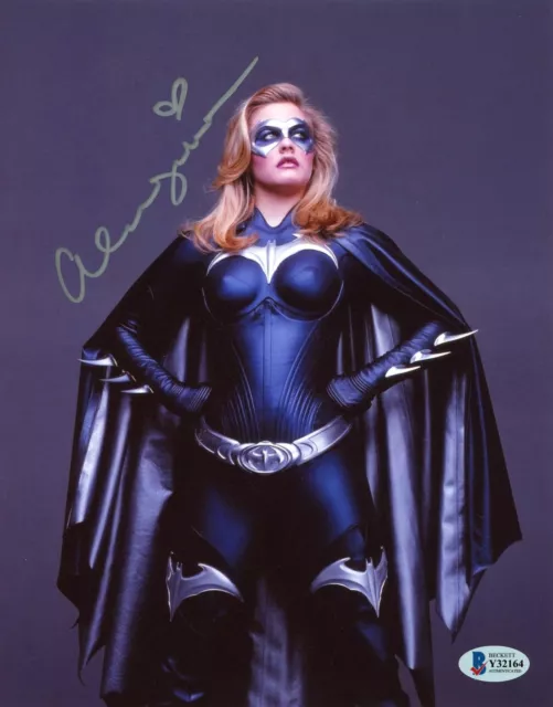 Alicia Silverstone Signed 8X10 Photo Batman Batgirl Beckett COA