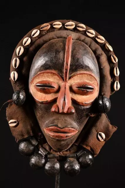 21178 African Old Dan Mask / Mask Liberia