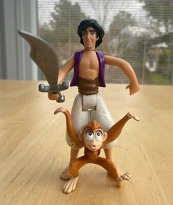 Disney Aladdin e Abu Personaggio di Aladino 30cm E5462EU4 Hasbro 3a+ 