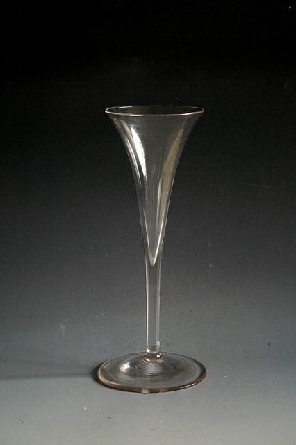 Flauta De Champán Inglesa Del Siglo Xviii