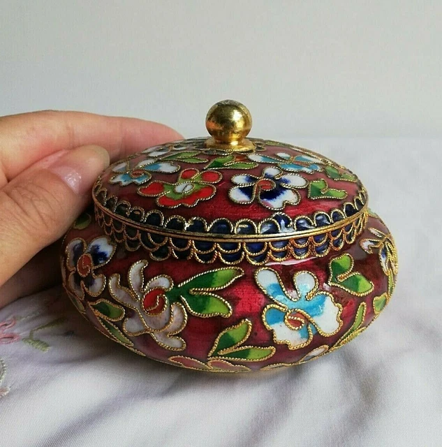 Pots de gingembre chinois vintage de la Famille Verte, décor de dames chinoises. - France