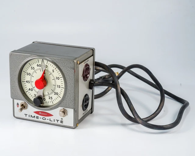 Temporizador Ampliador de Cuarto Oscuro De Colección Time-O-Lite Modelo M-59 - FUNCIONA