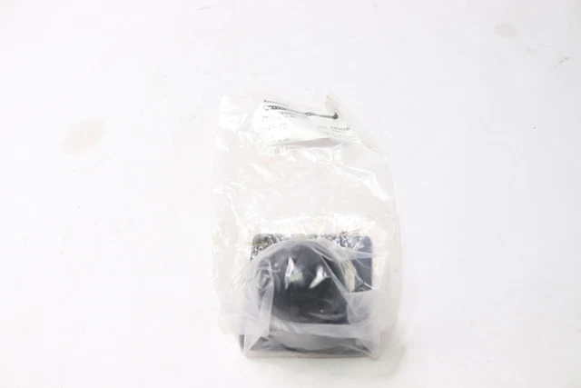 Dayton Oval Capacitor Mounting Kit 2 1/8-In x 1 1/4-In 2MEV1