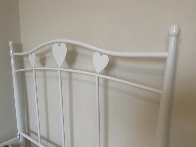 WHITE PAINTED METAL Single Bed Frame, Heart Headboard & Footboard ...