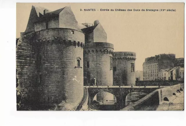 44  Nantes  Entree Du Chateau Des Ducs De Bretagne