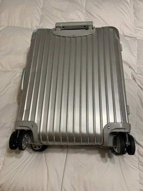 RIMOWA Original Cabin Carry-on Multi-wheel.- Silver.