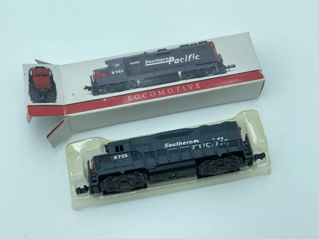 Southern Pacific Lines - 4.5" Mini Locomotive - Train In Box - Railfan Item