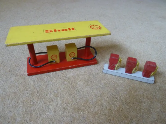 TWO VINTAGE WOODEN Toy Garage Forecourt Petrol Pump Sets £7.00 ...