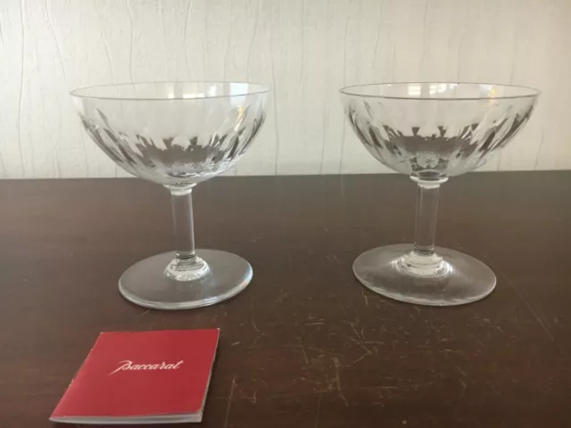 35 coupes à champagne modèle Cassino en cristal de Baccarat (prix à la pièce)