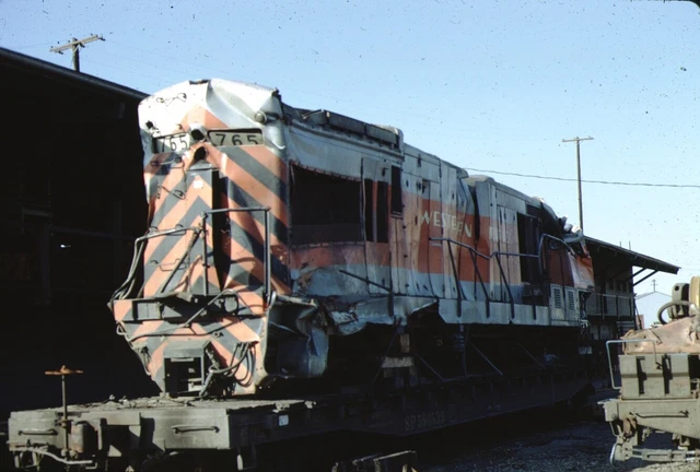 WP Wester Pacific GE U30B Kodachrome original Kodak Slide