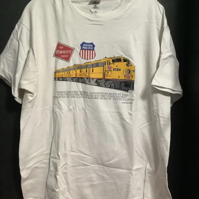 Vintage Train Shirt The Milwaukee Road Union Pacific Size XL