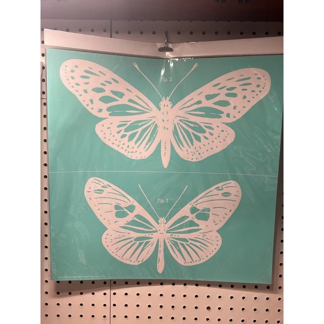 Transferencia de alta costura de tiza - dos mariposas grabadas