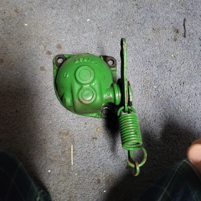 Used John Deere L Governor Cover and Linkage Assembly L4153T