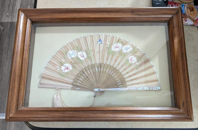 Antique Fan Mother-of-Pearl Silk Painting Hand Chasse Flies Screen