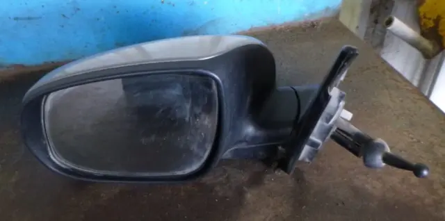 Kia Rio JB 07/09-06/11 Left Manual Door Mirror