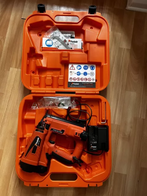 Paslode IM65A F16 Cordless Nail Gun