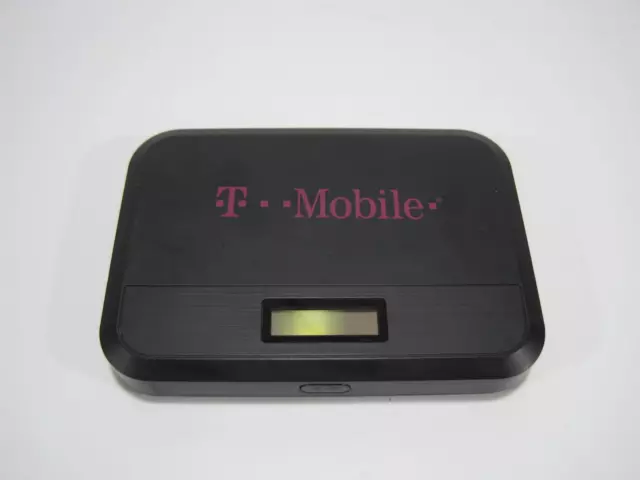 T-Mobile Franklin XHG-R717 Mobile Hotspot Wi-Fi 4G LTE Modem