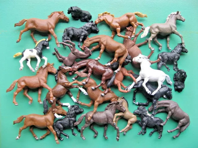 Marolin DDR VEB Plaho Tier Figuren 25 Fohlen Pferde Bauernhof Tiere 1:25 Spur 2.