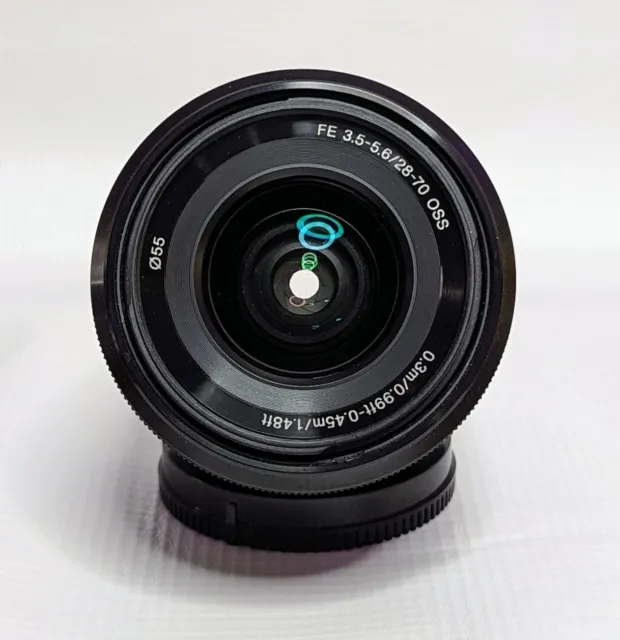 Sony FE 28-70mm f/3.5-5.6 OSS Lens used broken for parts.