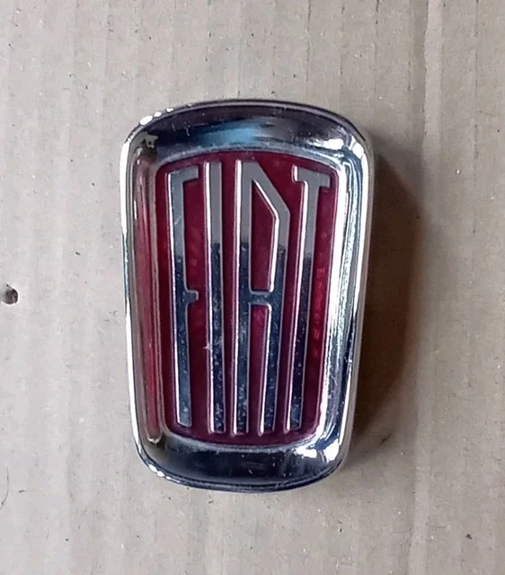 Fregio Stemma Baffo Logo Anteriore FIAT 500 F/L/R 1965/1975 - Foto 13