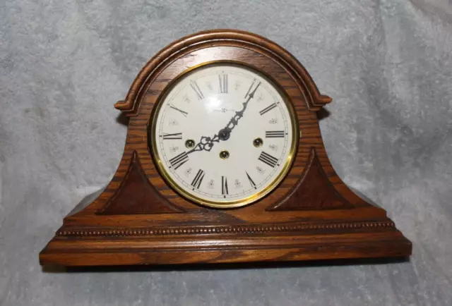 Howard Miller  #613-102 Mechanical  Westminster Chime Hour Strike Mantel Clock.