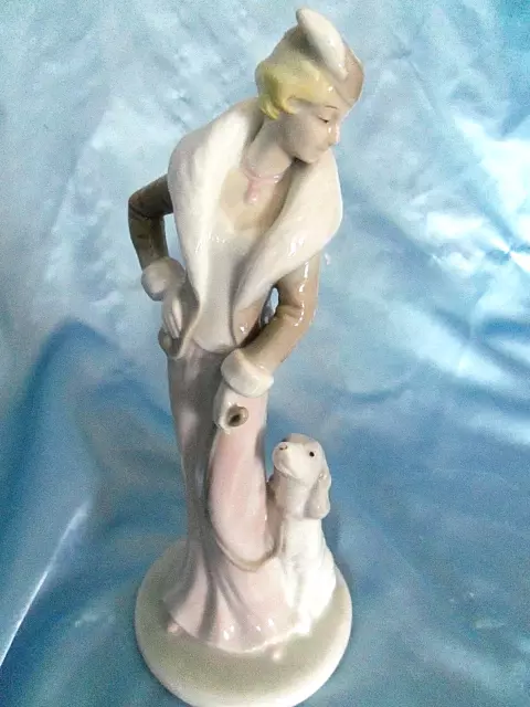 Gatsby Collection Limited Edition Porcelain #294 "Elizabeth" 20's Lady & Dog Fig