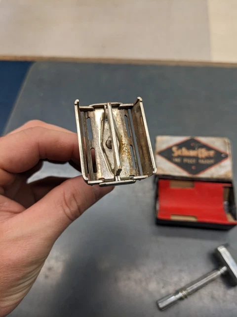 Antique GEM Micromatic Gillette SCHAEFFER BOX Safety blade single Razor Razors 3