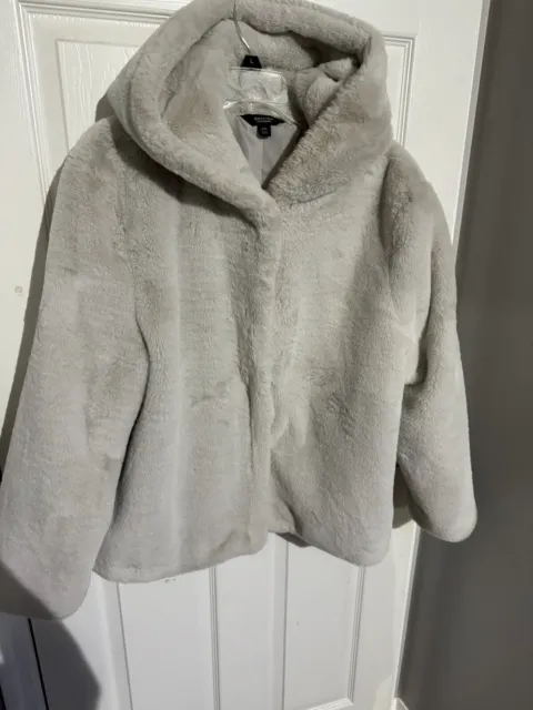 Simply Vera Wang Faux Fur Hooded Coat Jacket Size XL Pockets Ivory Color EUC