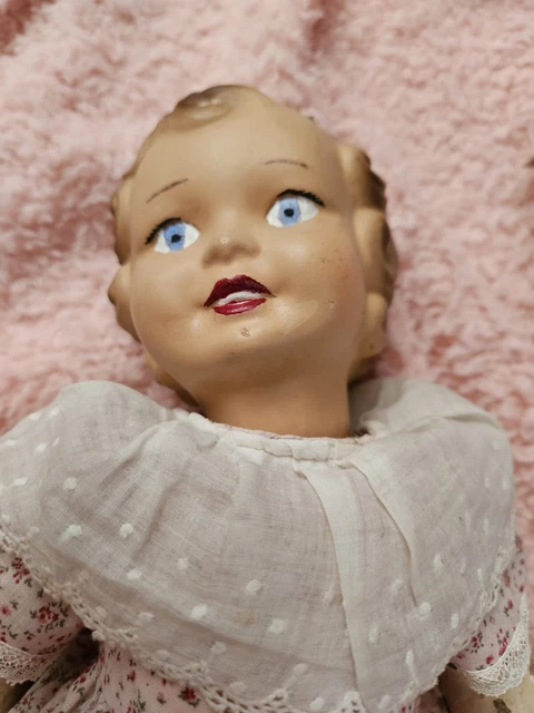 PAR AMOUR DES POUPEES : POUPÉE DITE DE GUERRE, c1940, TAILLES DIVERSES, GÉGÉ