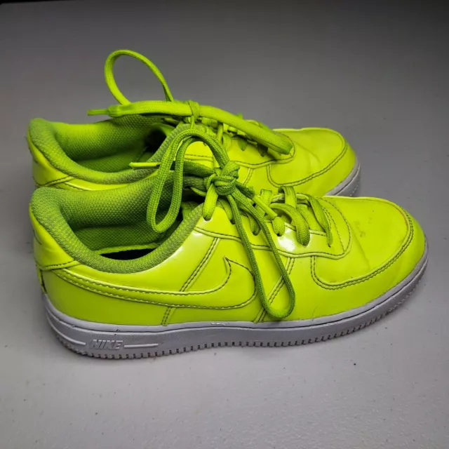 Nike Air Force 1 Low LV8 Utility GS 'VOLT' size 1.5Y Kids Sneakers  AV4272-700