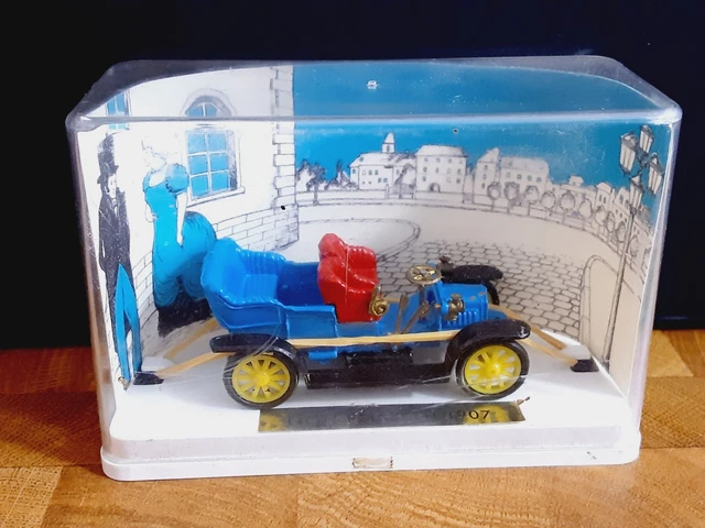 Miniature Automobile Vintage RAMI Brazier 1908 - échelle Non Précisée - Jaune - état Neuf De Vitrine