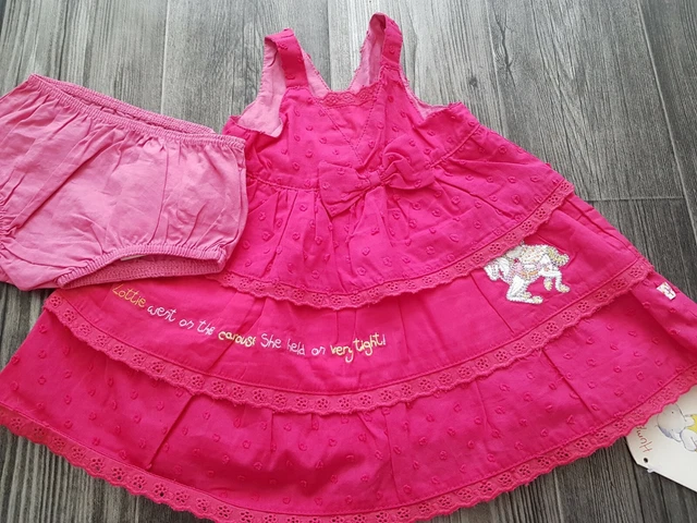 Set di abiti nuovo con etichette Humphreys Corner Lottie Goes To The Fair regalo baby shower 2