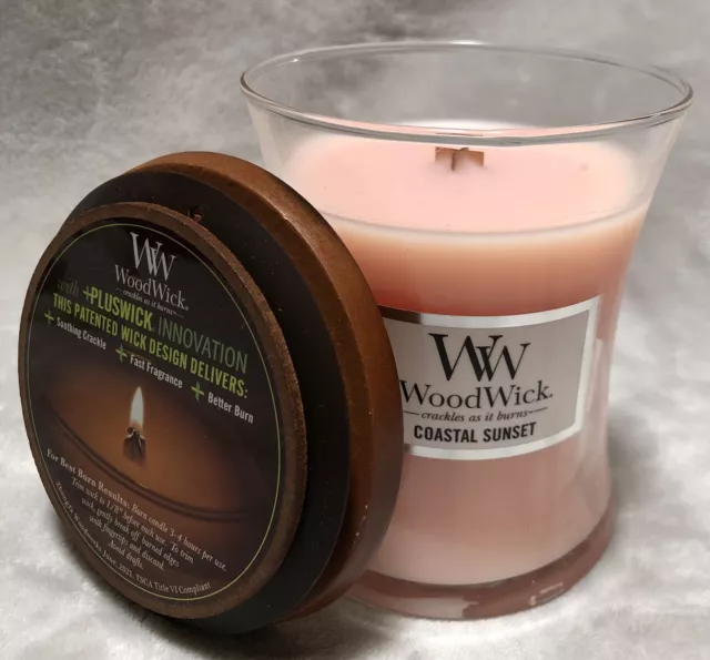 apple WoodWick 10oz Medium Jar Candle Burns CRACKLE