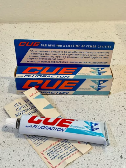 CUE with Fluoracton Toothpaste - Colgate Palmolive - VINTAGE Still in Box Unused