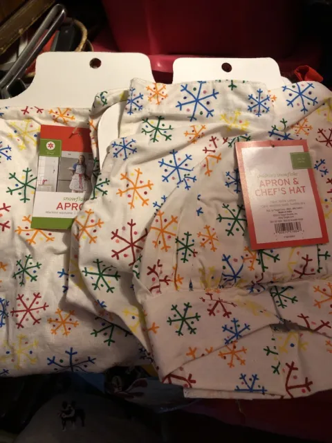 Style Childs Cooking Apron & Chefs Hat Colorful Snowflake & Matching Adult Apron