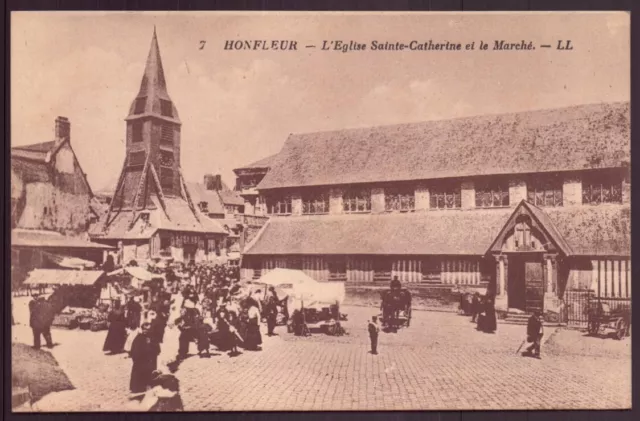 Honfleur L Eglise Sainte Catherine Et Le Marche 14