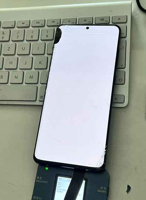 Samsung Galaxy S20 schermo ultra display OLED per recupero dati nero