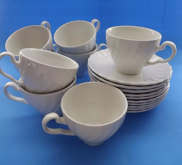 8 Cups and Saucer Set Johnson Bros. Regency Pattern Made in England EUC