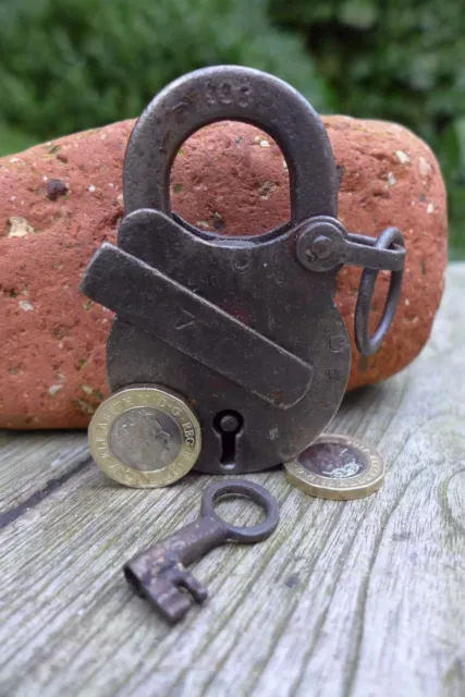 Antique vintage padlock with one key, working order, collector, hobby 25-16