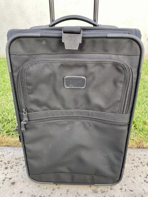 TUMI 21" 2-Wheeled Rolling Luggage Suitcase Bag 2265D3 Black Ballistic Nylon