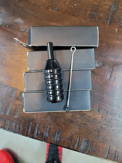 Ametralladora tubo de agarre con aguja de tatuaje de cartucho barra de aleación de aluminio 25 mm